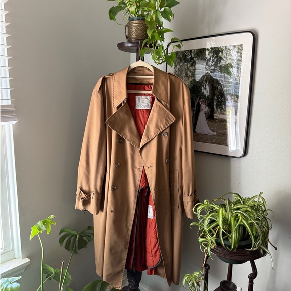 London Fog Maincoats Camel Trench Coat with Orange Removable Lining - Picture 1 of 15